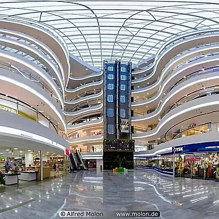 Hotell Zeus 4*